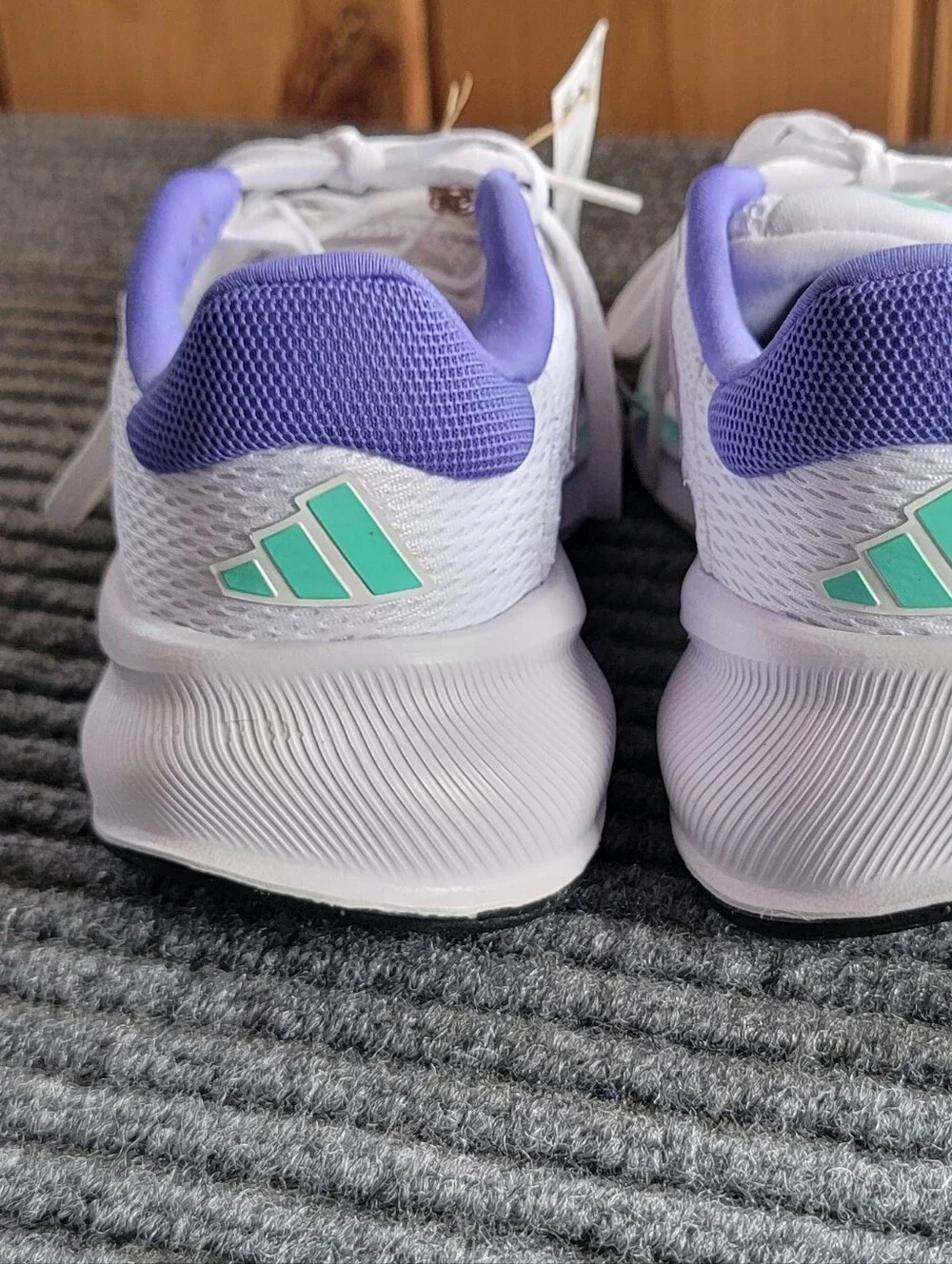 Adidas Women's Response  Running Shoe Size 5